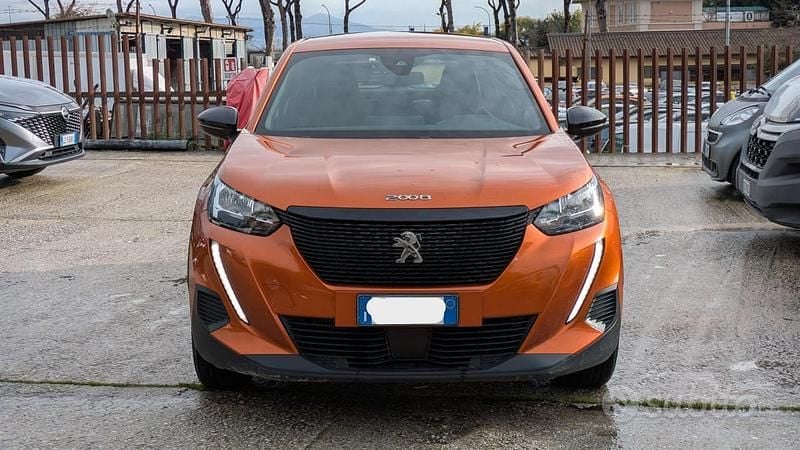 Occasion Peugeot 2008 Active 131 ch (96 kW) 2023 Orange SUV
