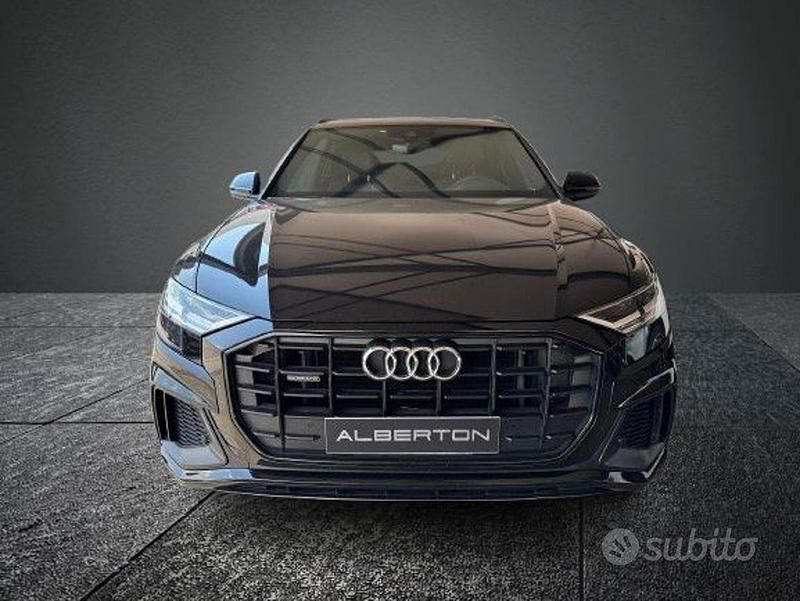 Usata Audi Q8 S-line plus 286 CV (210 kW) 2019 Nero SUV