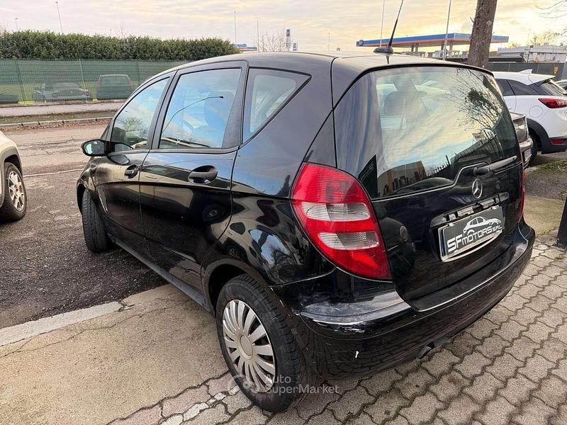 Usata Mercedes A180 Classic 109 CV (80 kW) 2005 Nero Berlina