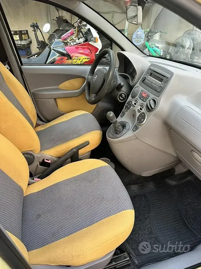 Usata Fiat Panda 4x4 69 CV (50 kW) 2005 Giallo Utilitaria