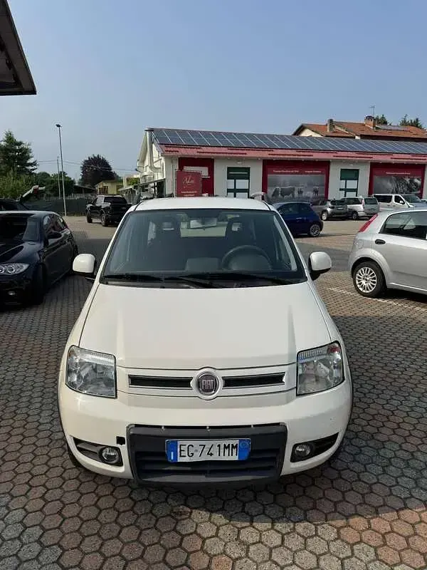 Usata Fiat Panda 4x4 Climbing 75 CV (55 kW) 2012 Utilitaria