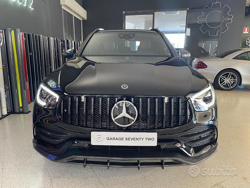 Usata Mercedes GLC300 Premium Plus 245 CV (180 kW) 2021 Nero Station wagon