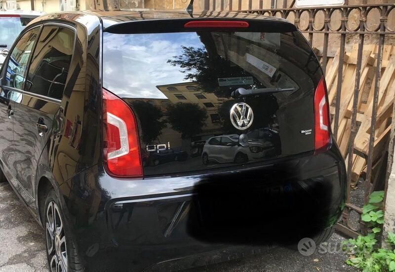 Usata VW up! 75 CV (55 kW) 2016 Nero Utilitaria
