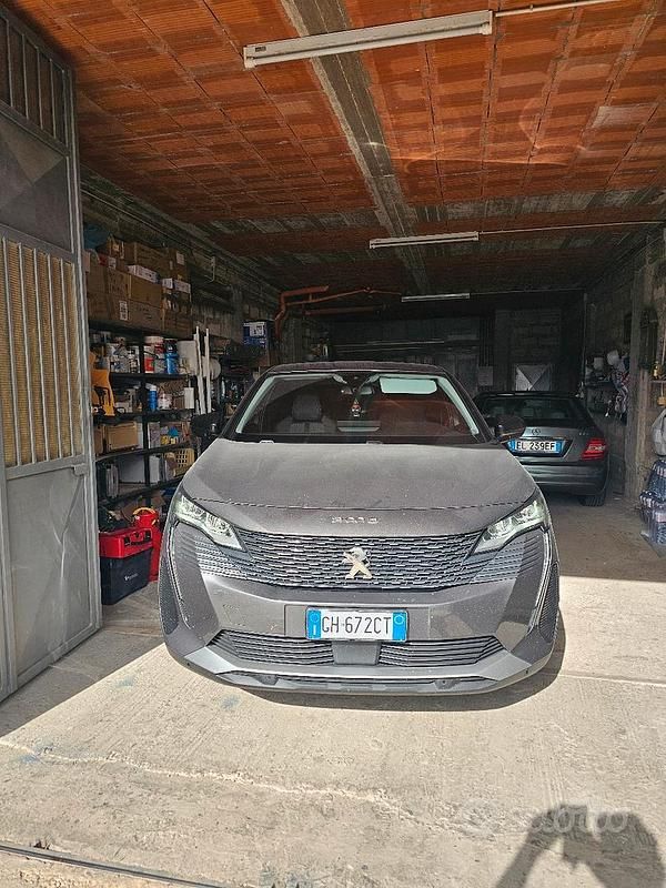 Usata Peugeot 3008 131 CV (96 kW) 2022 Grigio SUV
