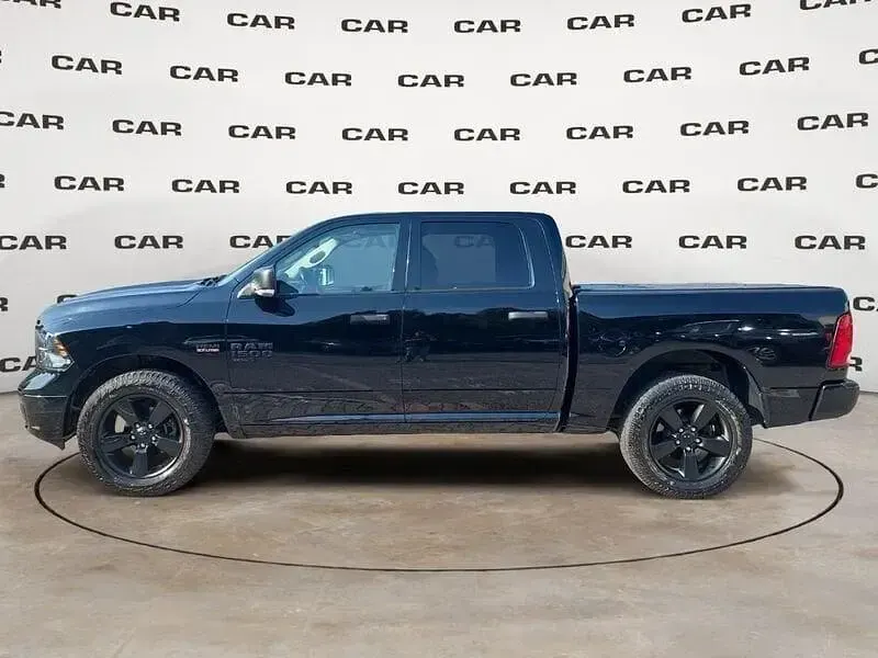 Usata Dodge Ram 395 CV (290 kW) 2022 Nero