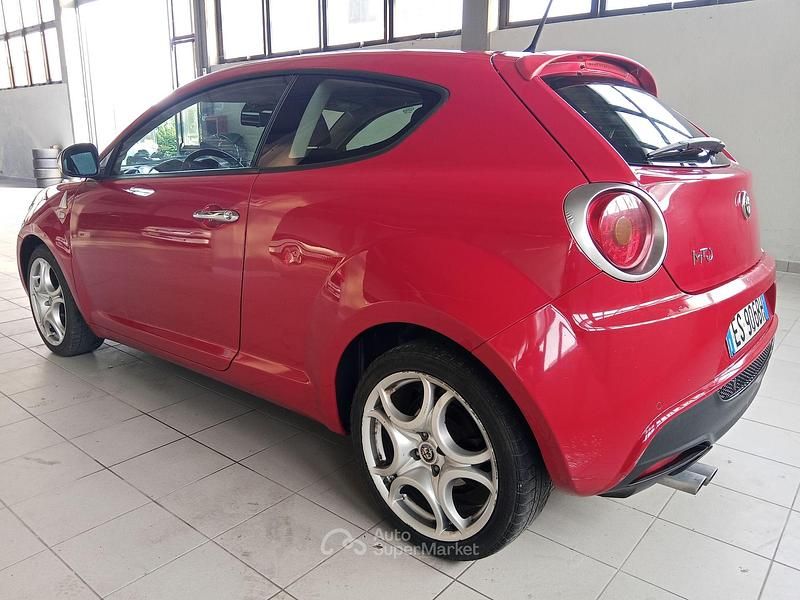 Usata Alfa Romeo MiTo Distinctive 120 CV (88 kW) 2013 Rosso Utilitaria