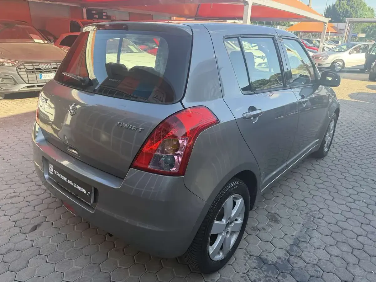 Second-hand Suzuki Swift GL 91 CP (66 kW) 2008 Gri Hatchback