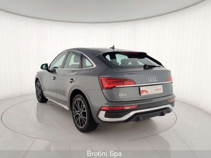 Usata Audi Q5 S-line plus 163 CV (119 kW) 2022 Grigio SUV