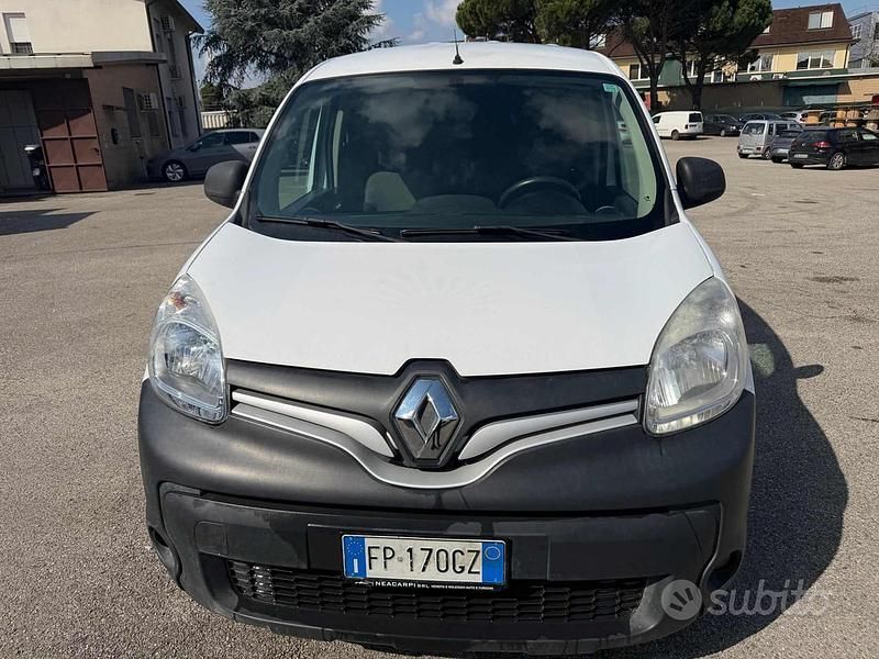 Usata Renault Kangoo 90 CV (66 kW) 2018 Bianco Monovolume