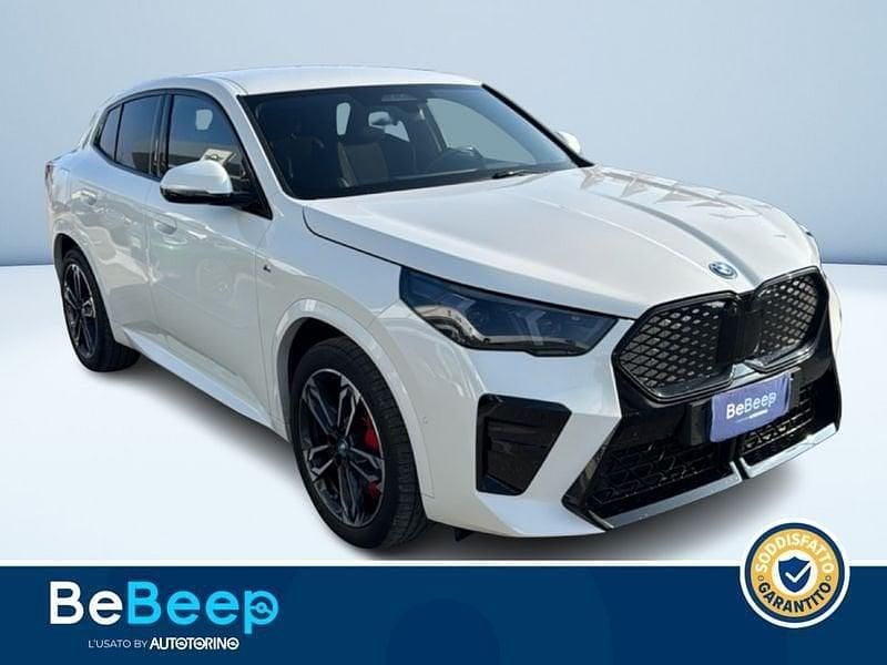 Usata BMW iX2 M Sport 150 kW (204 CV) 2025 Bianco SUV