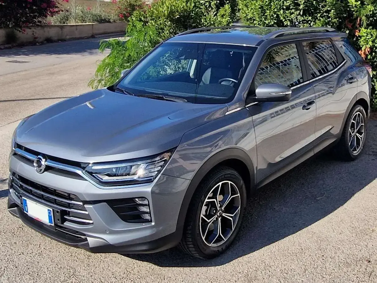 Usata SsangYong Korando 136 CV (100 kW) 2020 Grigio SUV