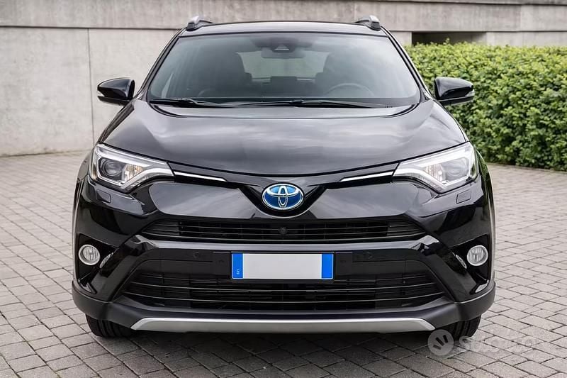 Usata Toyota RAV4 Style 2017 Nero SUV