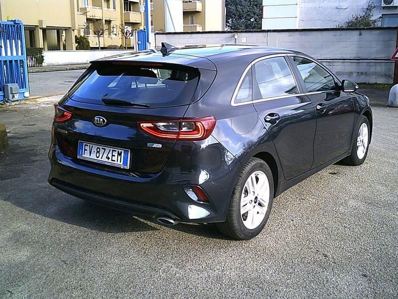 Usata Kia Ceed 101 CV (74 kW) 2019 Nero Utilitaria
