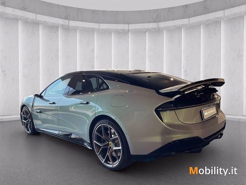 Usata Lotus Emeya 139 kW (190 CV) 2024 Utilitaria