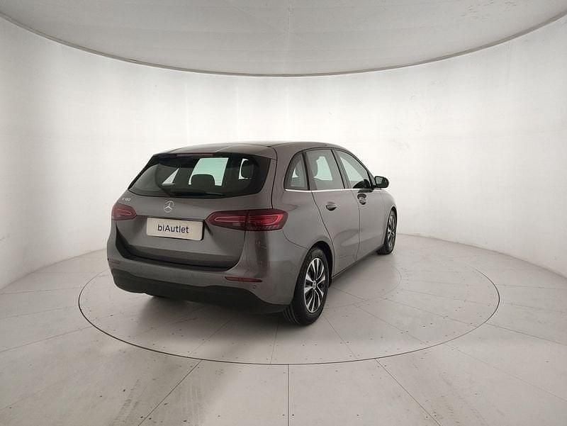 Usata Mercedes B180 Progressive 136 CV (100 kW) 2024 Grigio Utilitaria