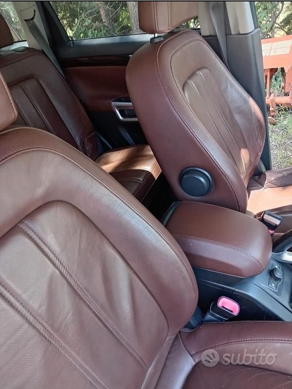 Usata Opel Antara 150 CV (110 kW) 2012 Nero SUV