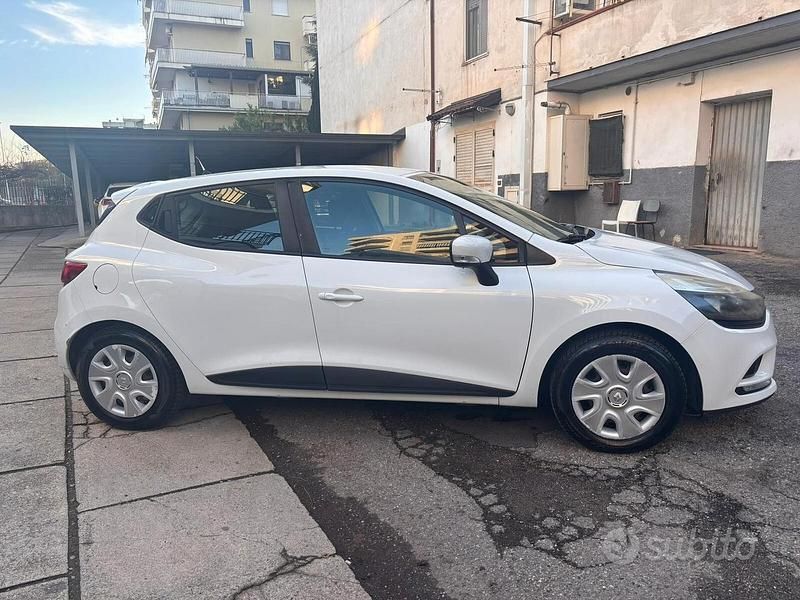 Usata Renault Clio IV 75 CV (55 kW) 2017 Bianco Berlina