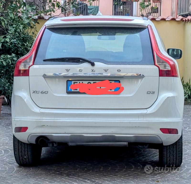 Usata Volvo XC60 Business Edition 163 CV (119 kW) 2014 Bianco SUV