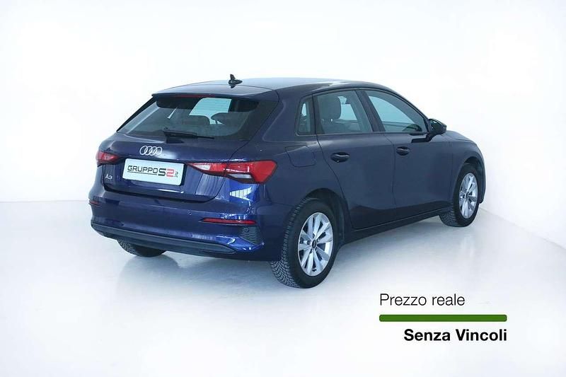 Usata Audi A3 Business 116 CV (85 kW) 2023 Blu/azzurro Berlina