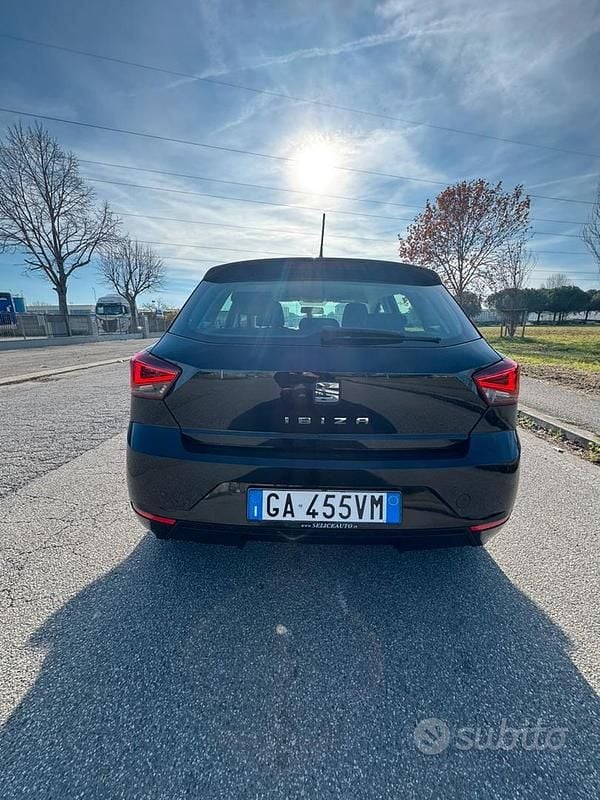 Usata Seat Ibiza Business 95 CV (69 kW) 2020 Nero Berlina