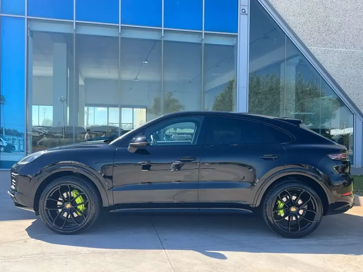 Usata Porsche Cayenne Coupe 340 CV (250 kW) 2019 Nero Coupé