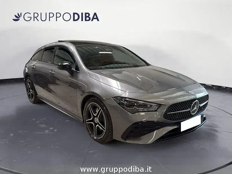 Usata Mercedes CLA200 Advanced Plus 150 CV (110 kW) 2024 Grigio Coupé