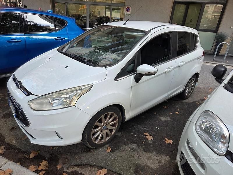 Usata Ford B-MAX Business Edition 75 CV (55 kW) 2014 Bianco Monovolume