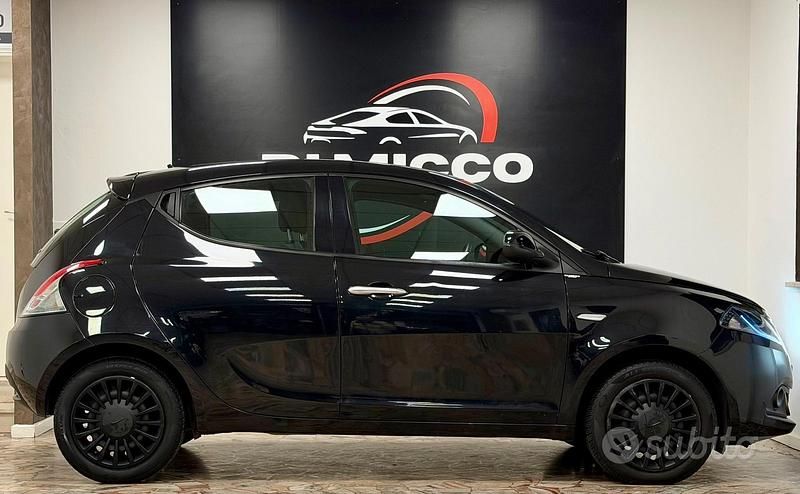 Usata Lancia Ypsilon S 69 CV (50 kW) 2022 Nero Utilitaria