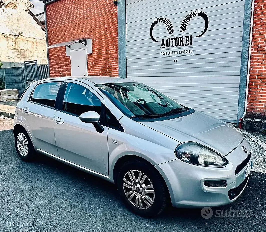 Usata Fiat Grande Punto 105 CV (77 kW) 2013 Utilitaria