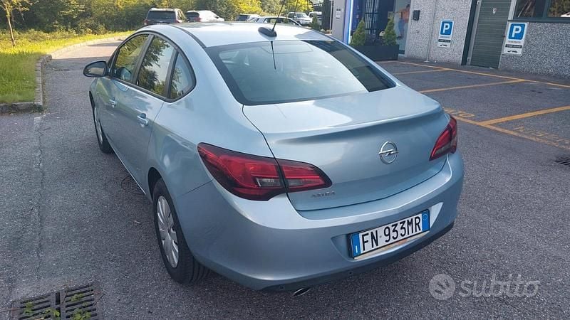 Usata Opel Astra 140 CV (102 kW) 2018 Grigio Berlina