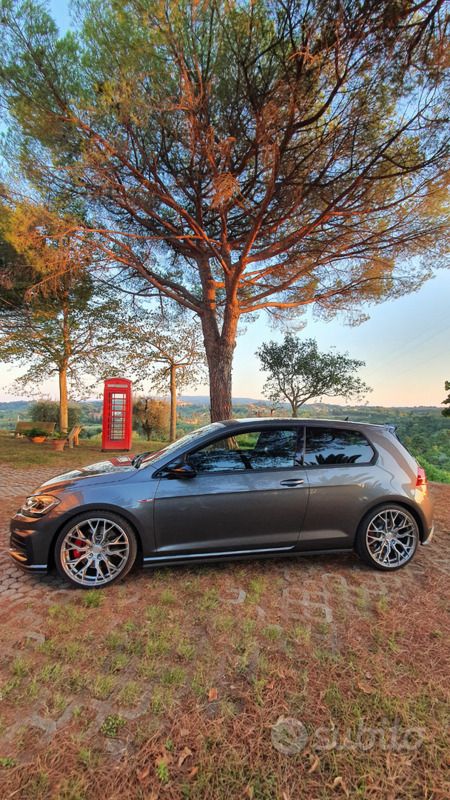 Usata VW Golf VII GTI 245 CV (180 kW) 2019 Grigio Utilitaria