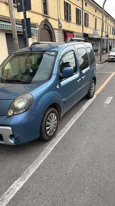 Usata Renault Kangoo 106 CV (77 kW) 2011 Monovolume