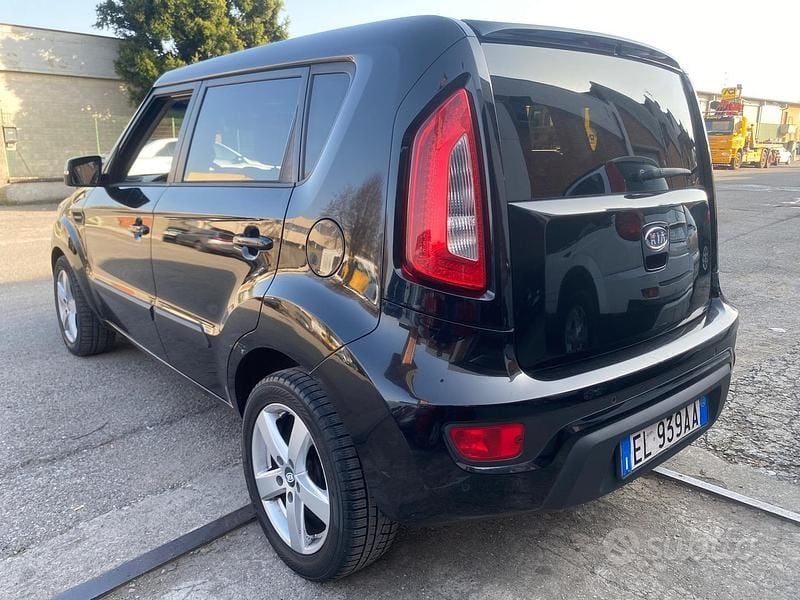 Usata Kia Soul Urban 127 CV (93 kW) 2012 Nero SUV