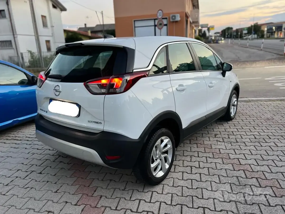 Usata Opel Crossland X 102 CV (75 kW) 2018 Bianco SUV