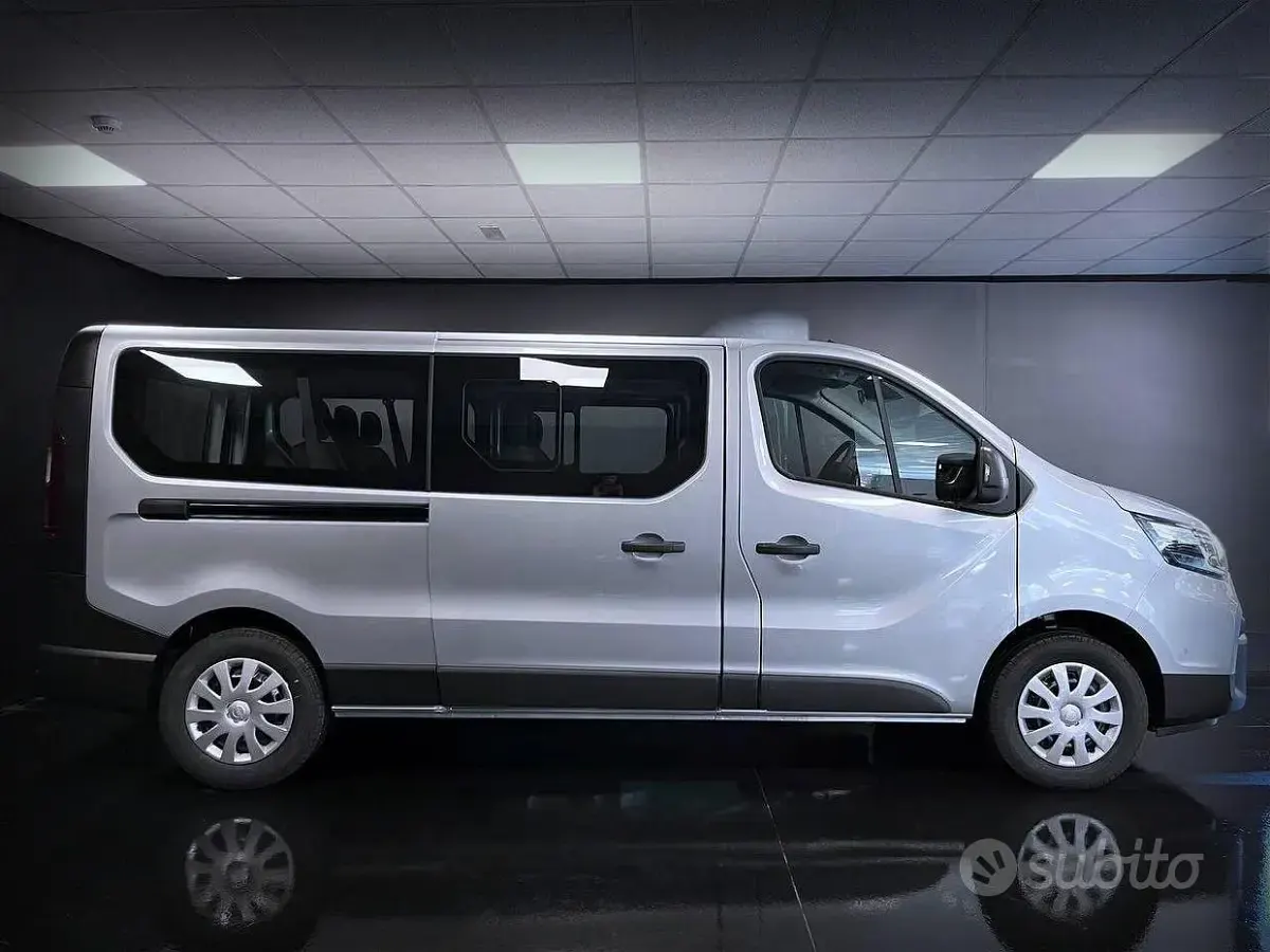 Usata Nissan Primastar 150 CV (110 kW) 2024 Grigio Monovolume
