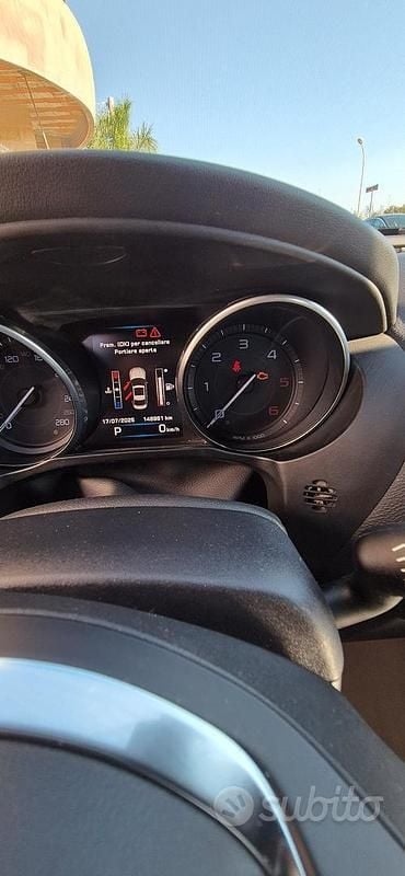 Usata Jaguar XE R-Sport 180 CV (132 kW) 2015 Bianco Berlina