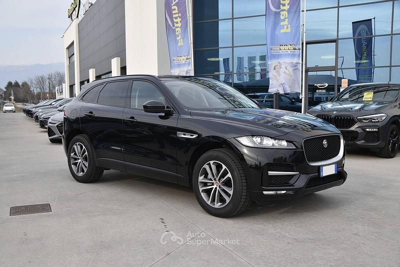 Nero Usata 2018 Jaguar F-Pace R SUV | 22.400 € (Buon prezzo) - Immagine 1/4