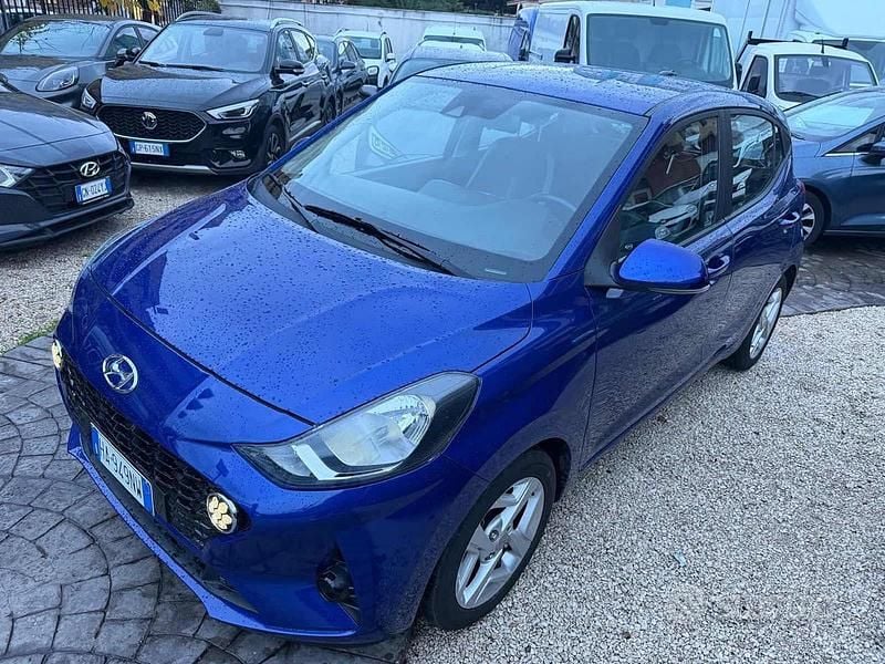 Usata Hyundai i10 Prime 67 CV (49 kW) 2023 Blu Utilitaria
