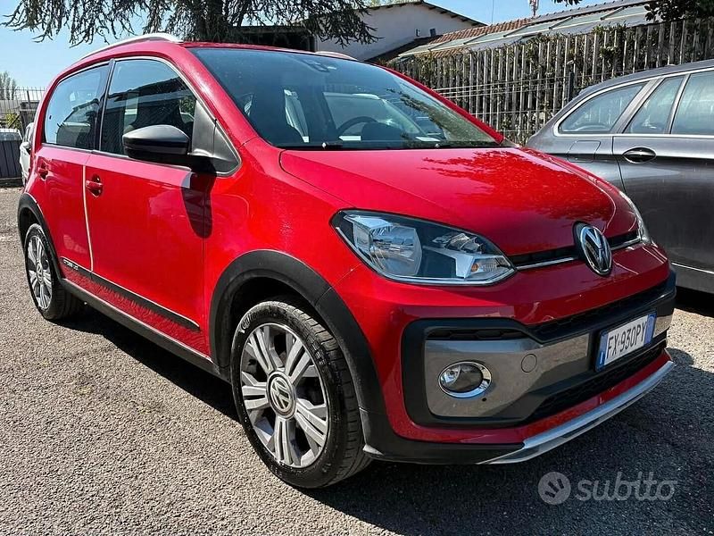 Usata VW up! 75 CV (55 kW) 2019 Rosso Utilitaria