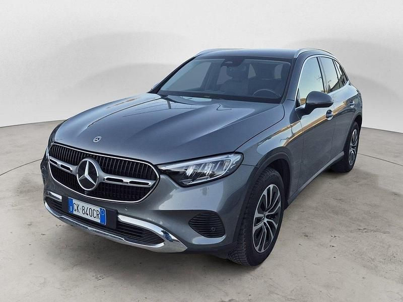 Argento Usata 2022 Mercedes GLC200 Advanced Plus SUV | 45.800 € (Ottimo prezzo) - Immagine 1/4
