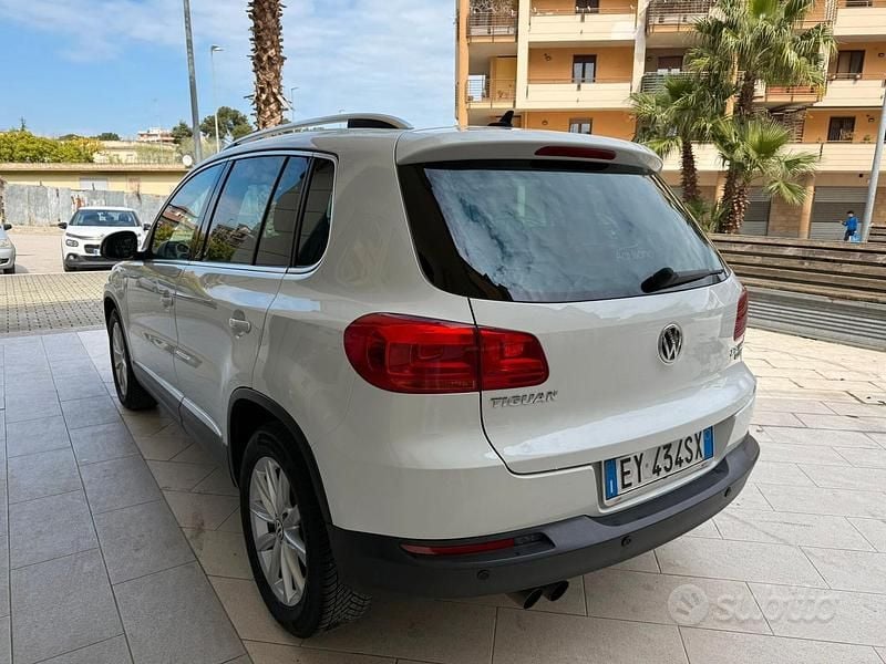 Usata VW Tiguan R-line BlueMotion 140 CV (102 kW) 2015 Bianco SUV