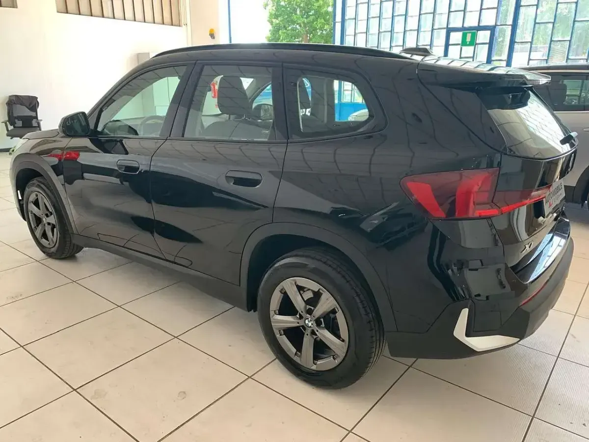 Usata BMW X1 150 CV (110 kW) 2024 Nero SUV