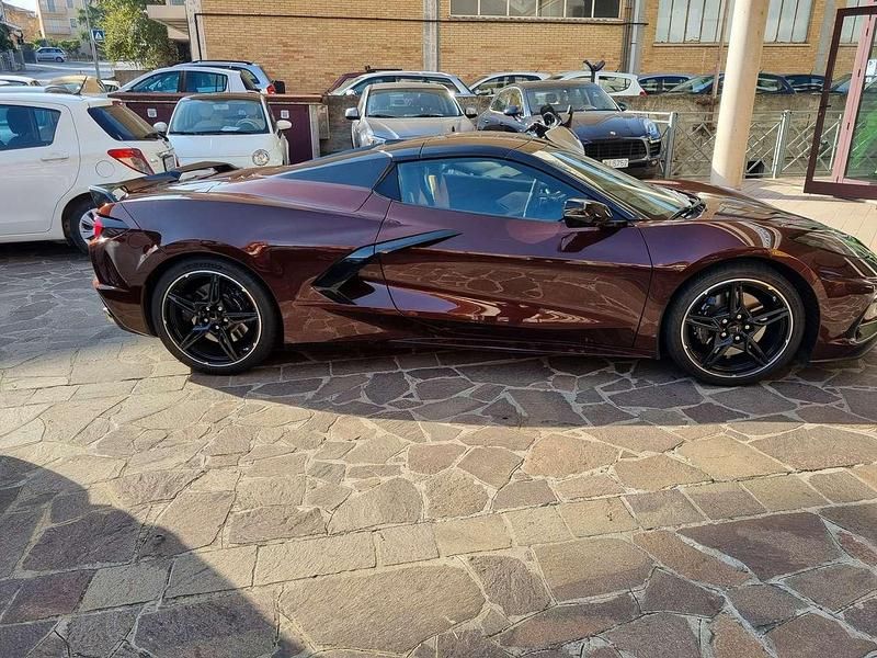Usata Corvette Stingray 481 CV (353 kW) 2022 Marrone Cabrio