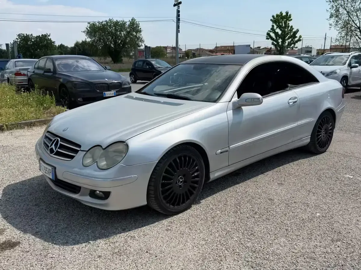 Occasion Mercedes CLK220 Elegance 170 ch (125 kW) 2006 Gris Coupé