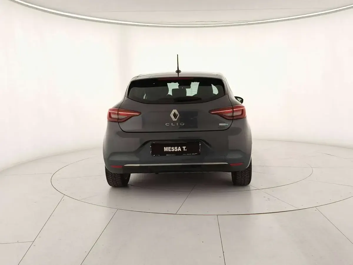 Usata Renault Clio V Intens 91 CV (66 kW) 2022 Grigio Berlina