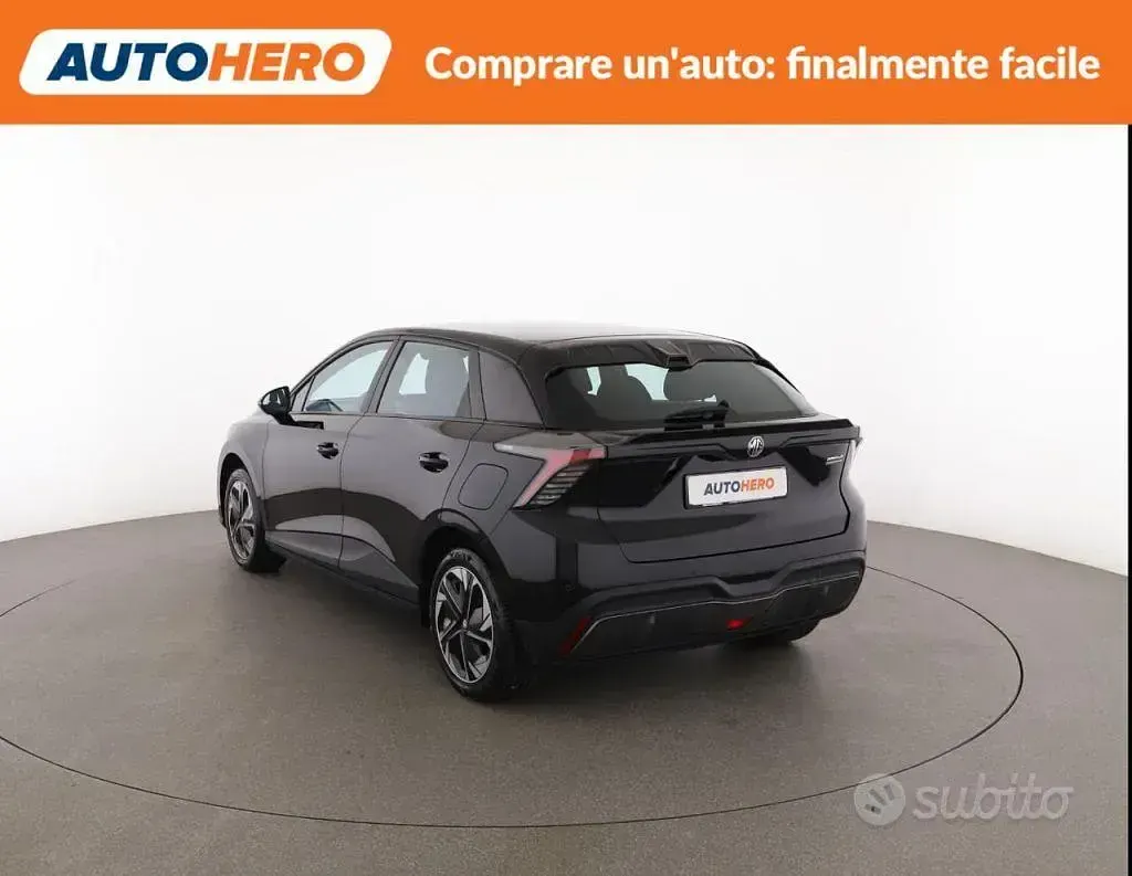 Usata MG MG4 EV 53 kW (73 CV) 2024 Nero Utilitaria