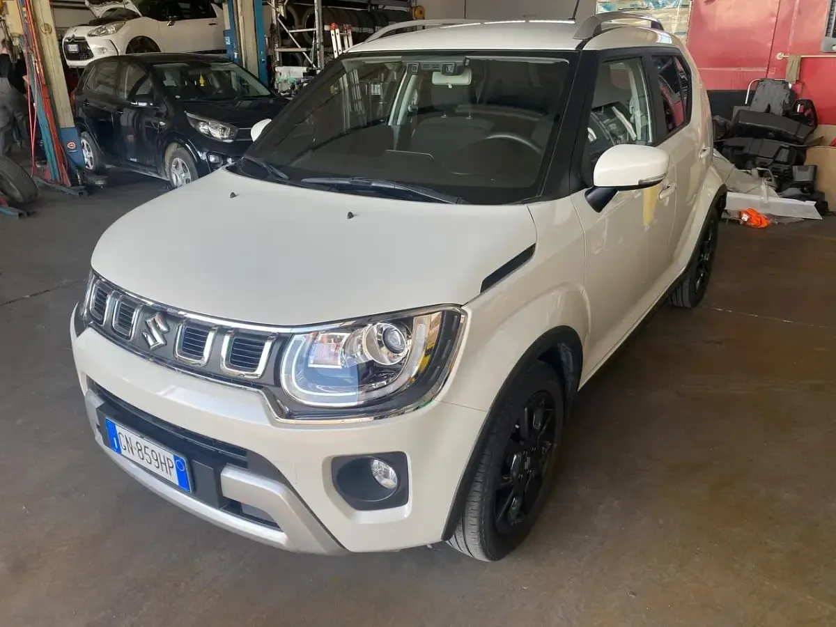 Usata Suzuki Ignis 82 CV (60 kW) 2023 Bianco SUV