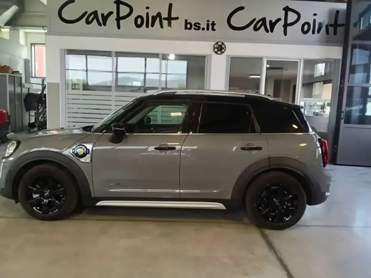 Usata Mini Cooper Countryman Business 136 CV (100 kW) 2020 Argento SUV