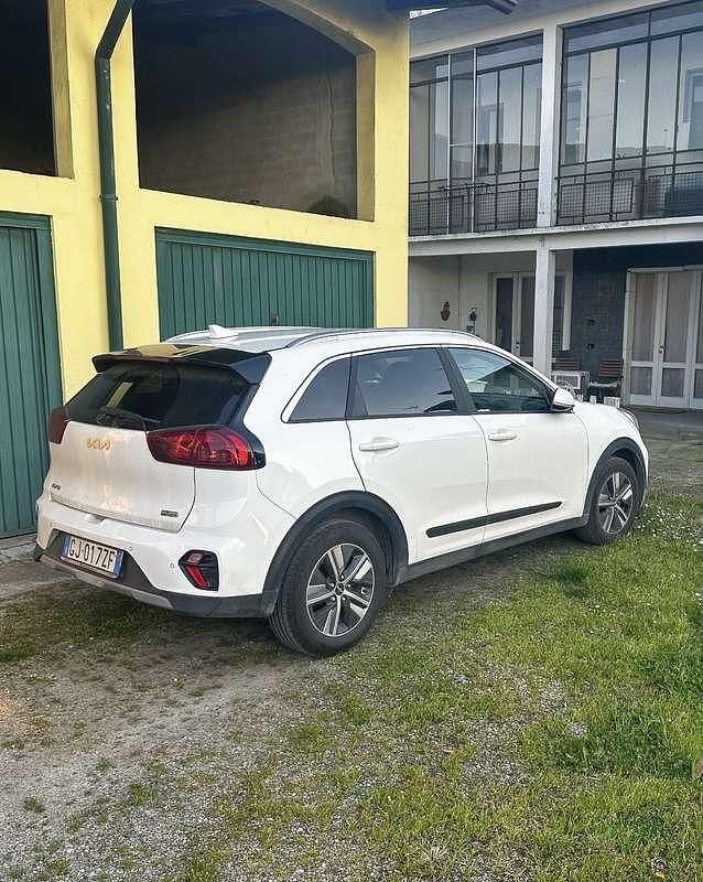 Gebraucht Kia Niro Urban 105 PS (77 kW) 2022 SUV