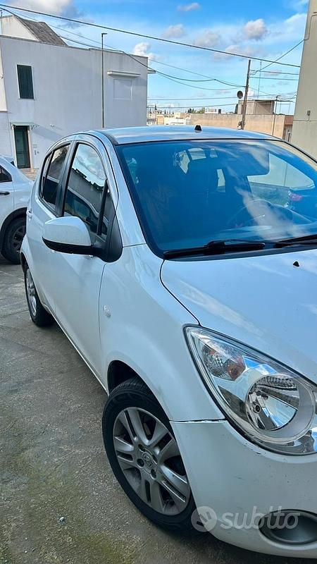 Usata Opel Agila 94 CV (69 kW) 2011 Bianco Monovolume